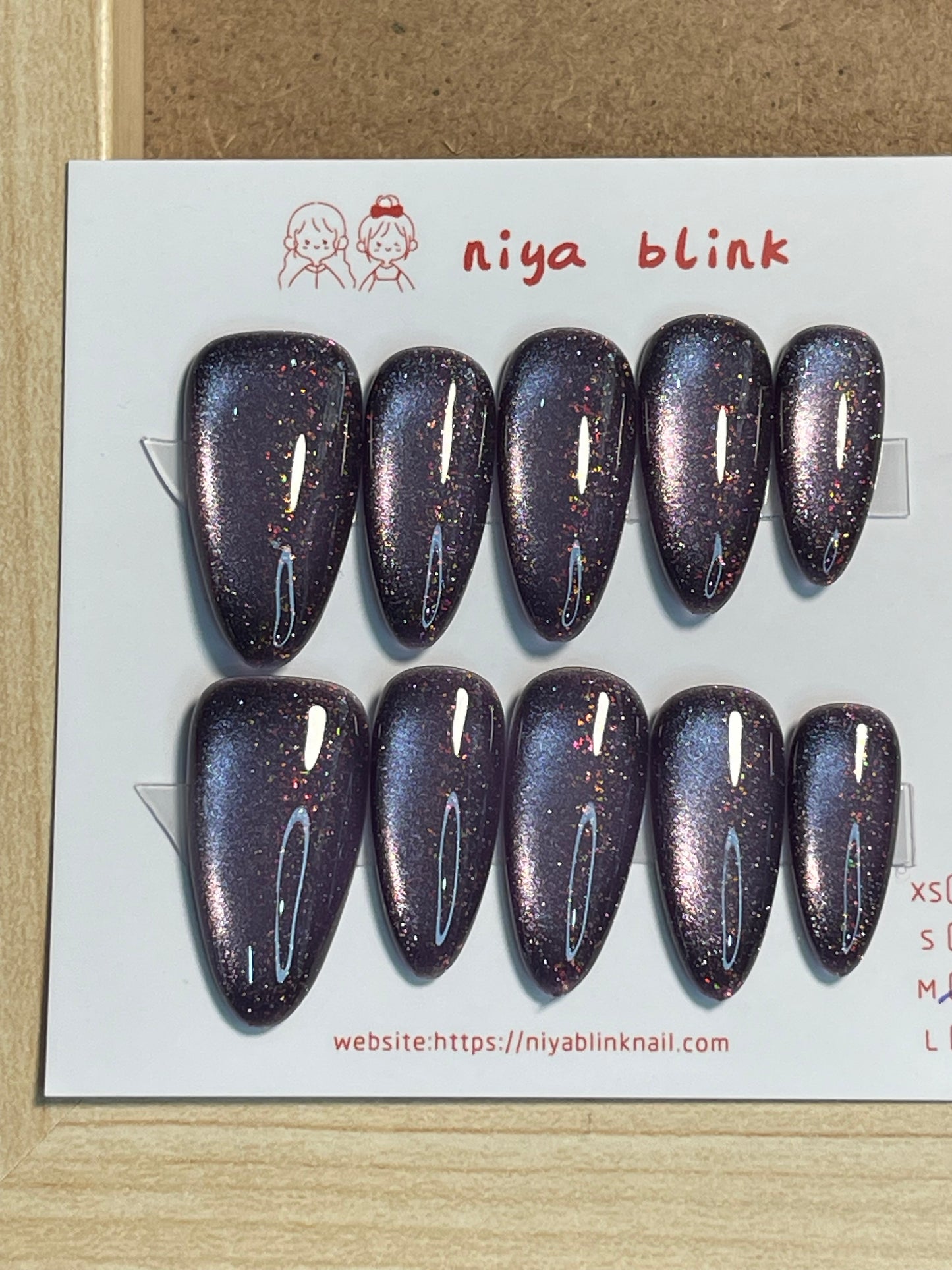 medium cat eye (Medium Almond