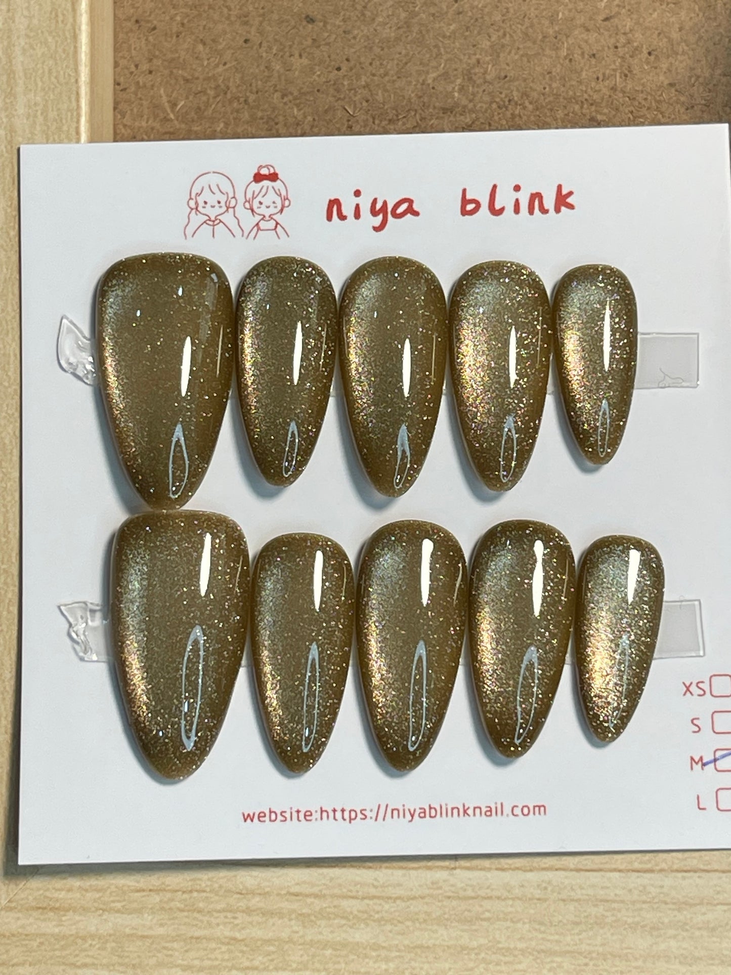 medium cat eye （Medium Almond