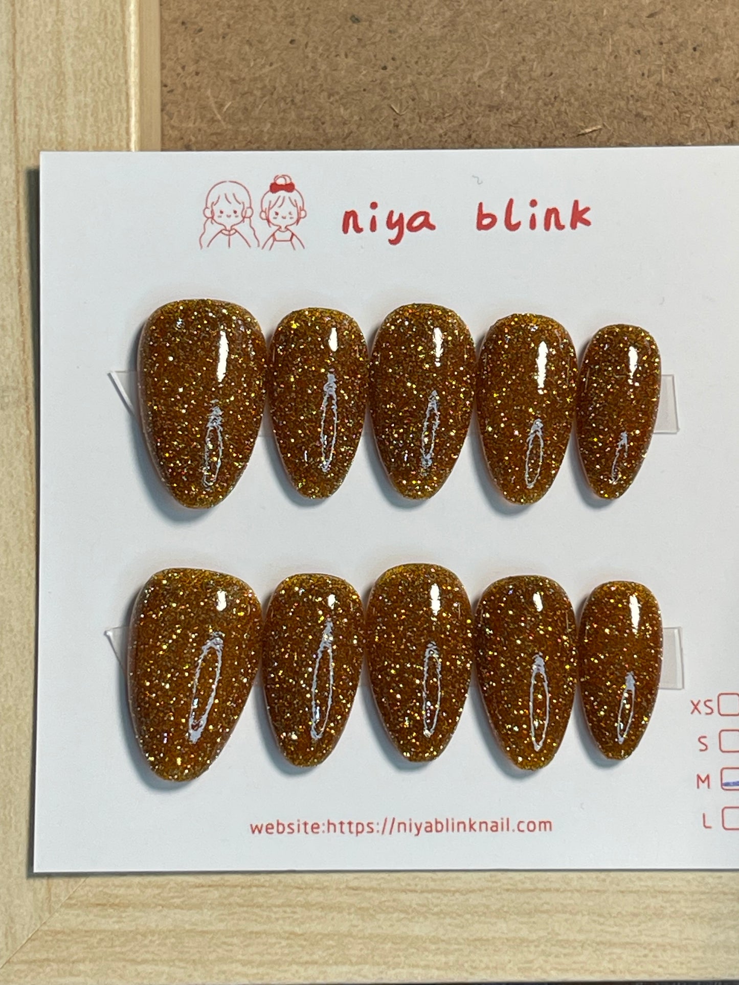 Medium cat eye （Short almond