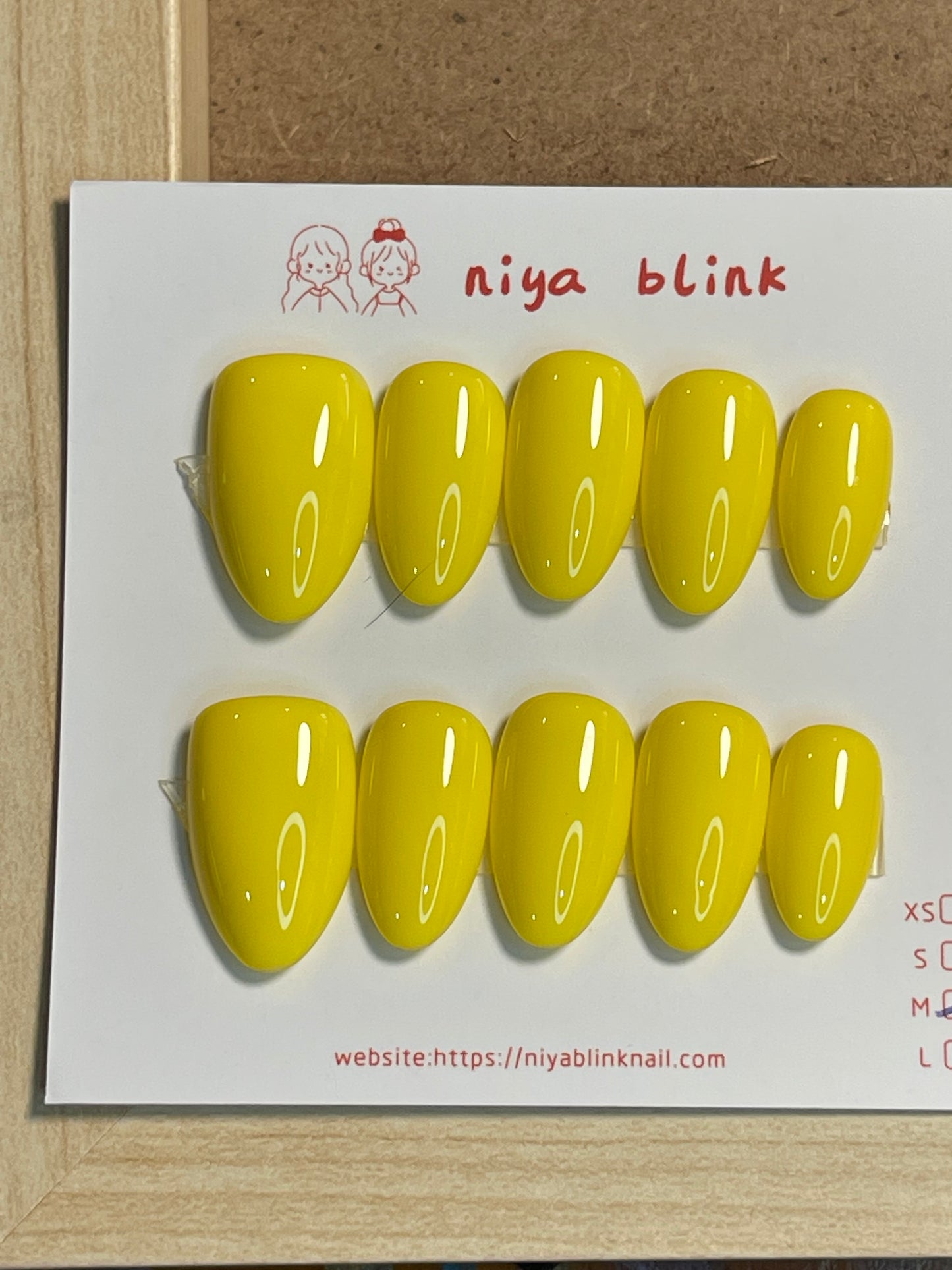 Medium cat eye （Short almond