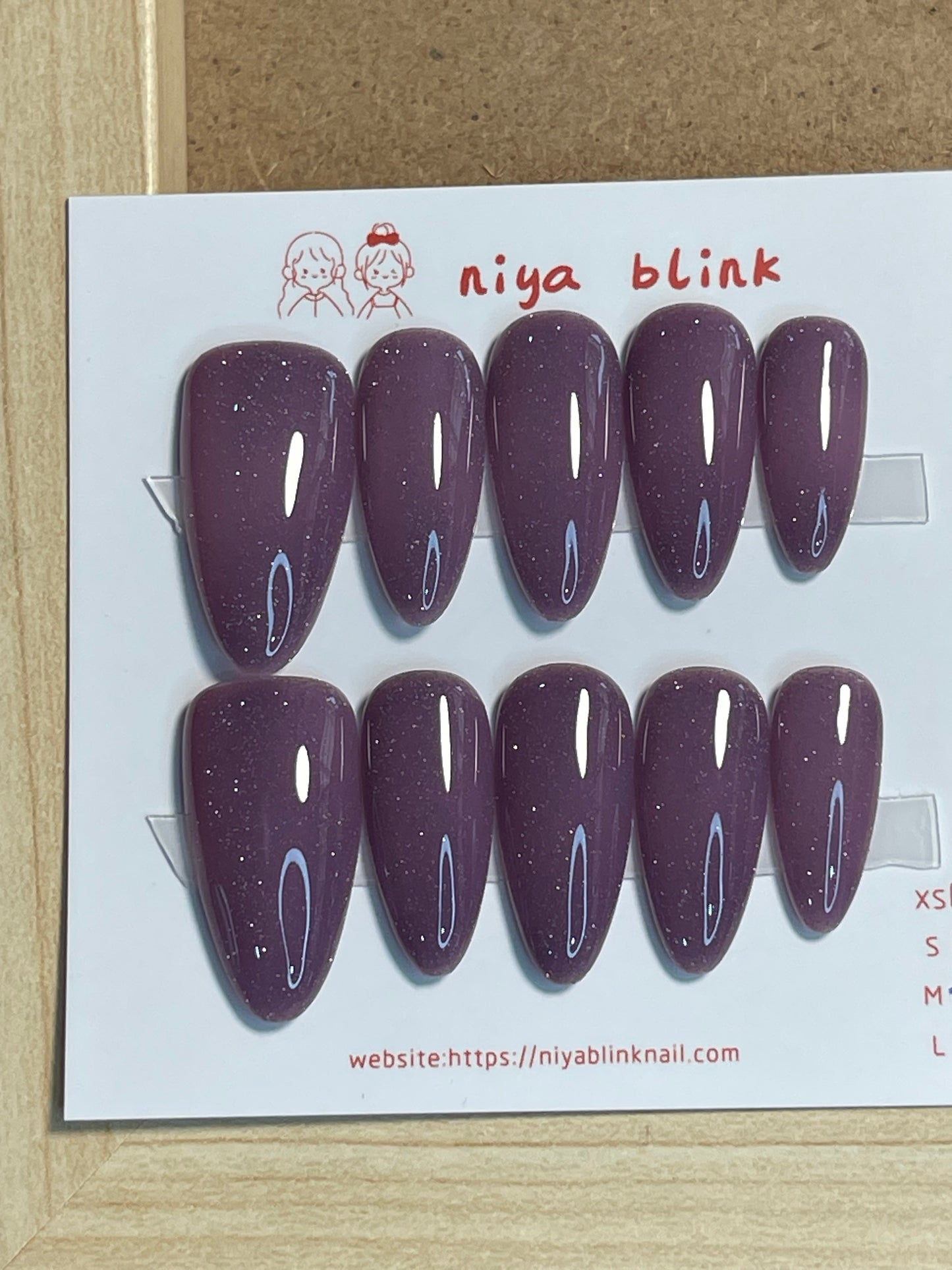medium cat eye (Medium Almond
