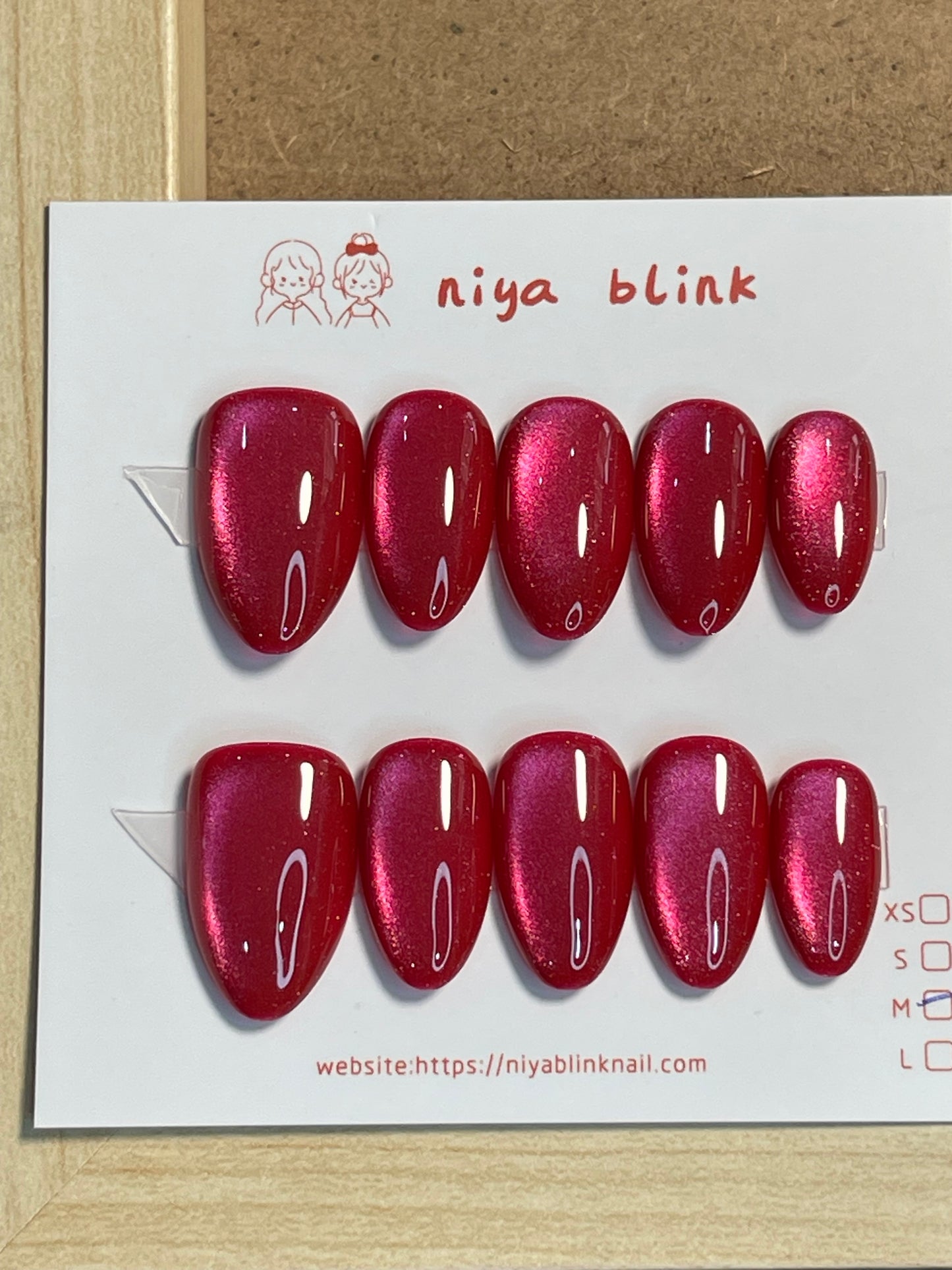 Medium cat eye （Short almond