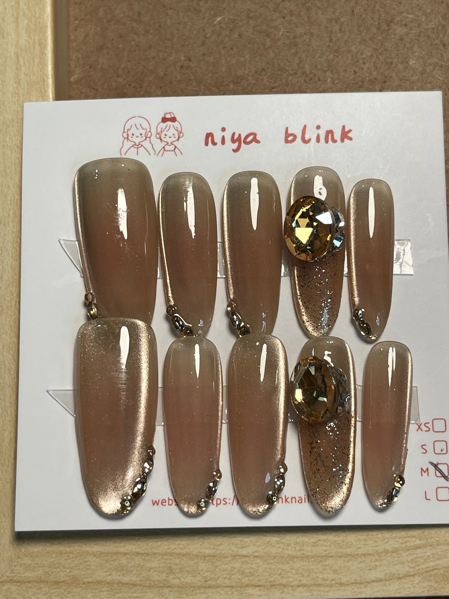 Medium 3658