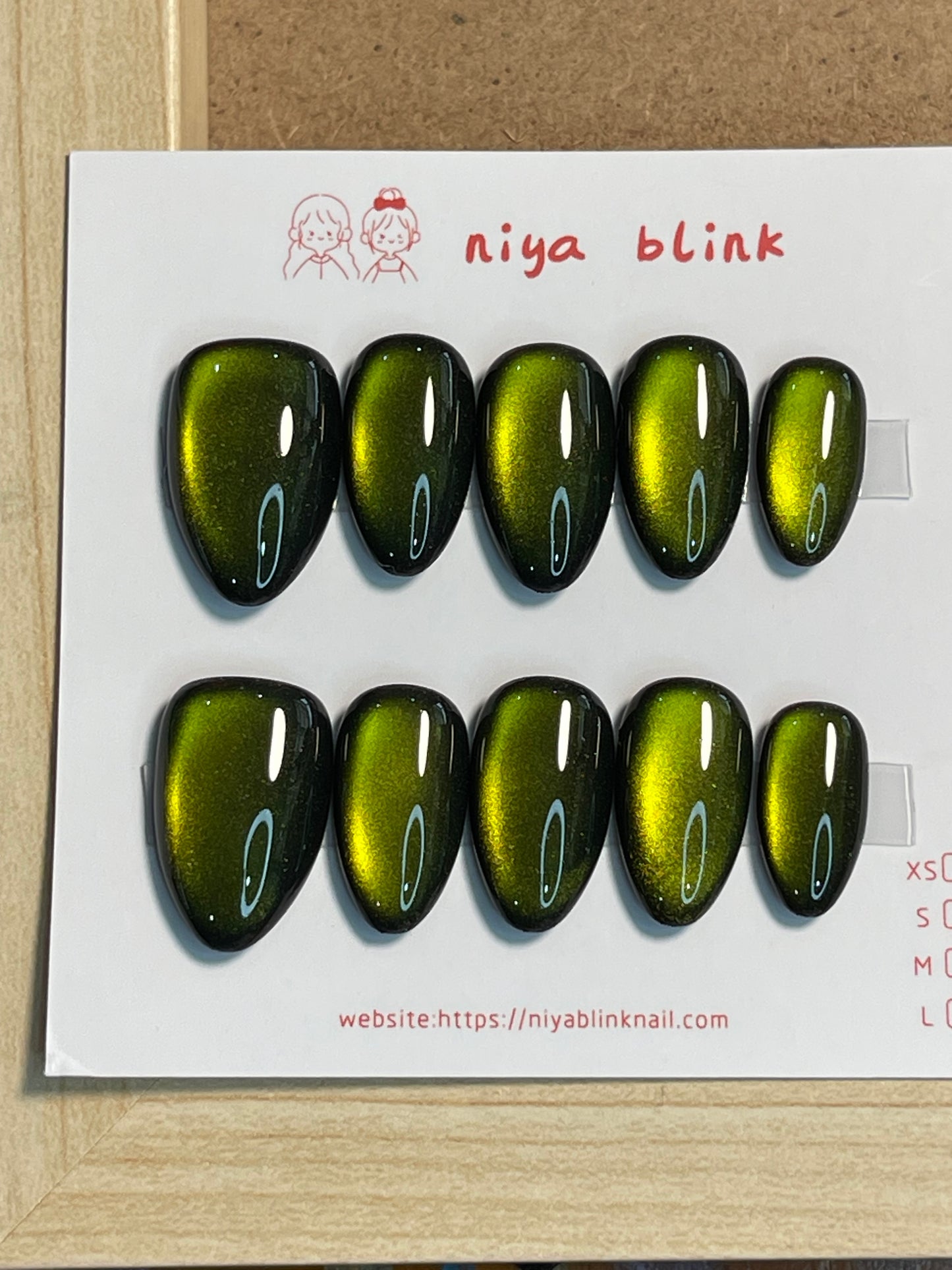 Medium cat eye （Short almond