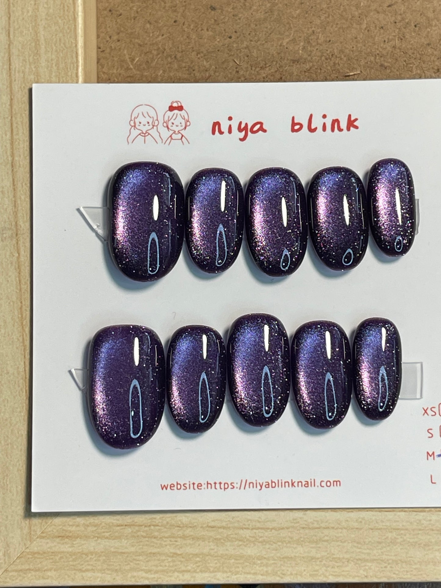 Medium cat eye （Short oval