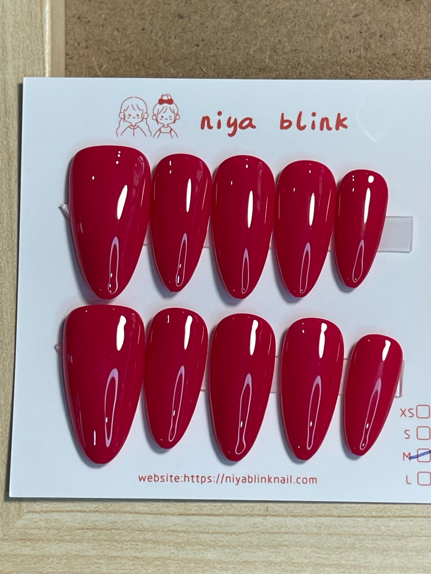medium cat eye (Medium Almond