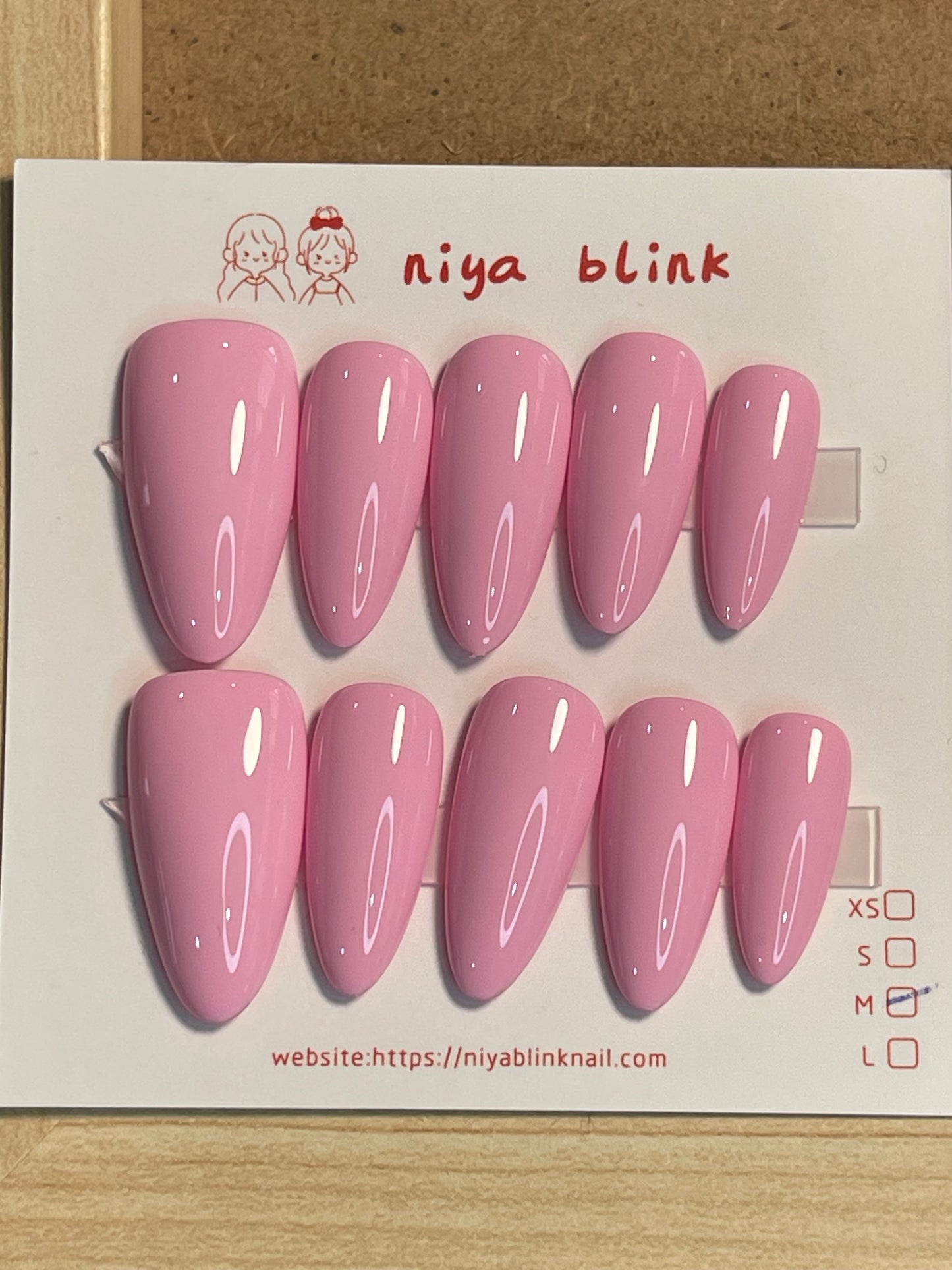 medium cat eye (Medium Almond