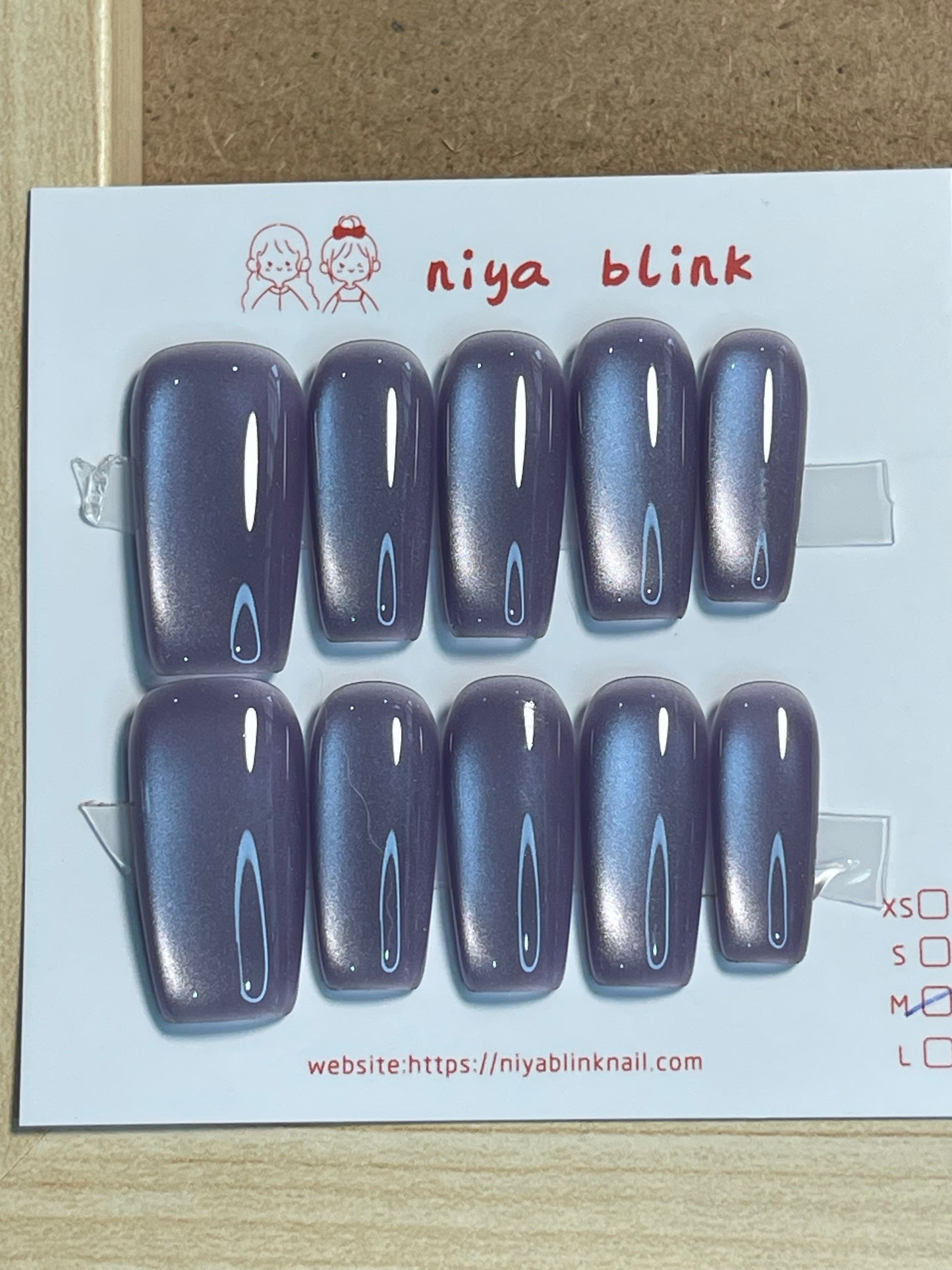 medium cat eye (Coffin Shape