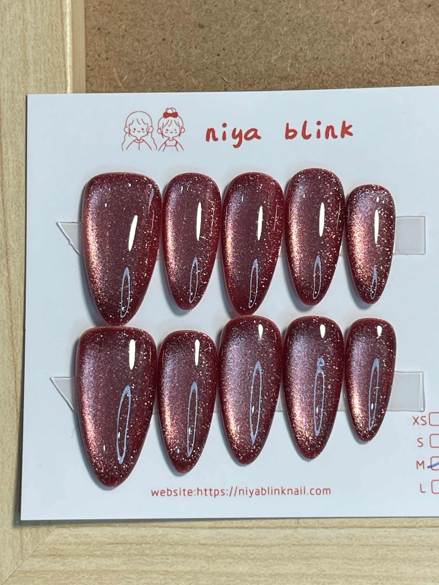medium cat eye (Medium Almond