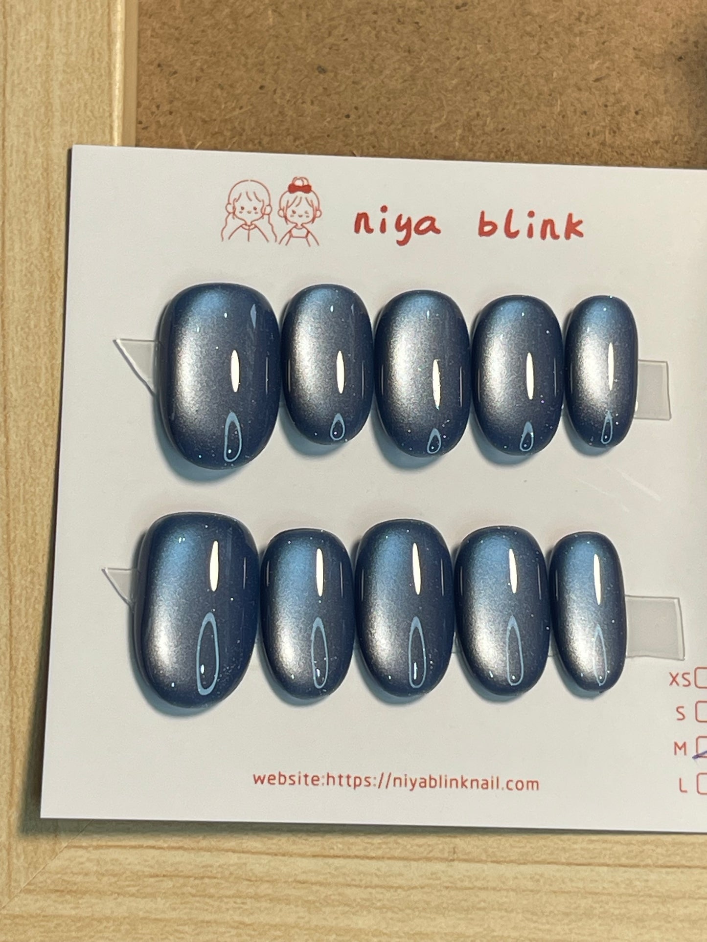 Medium cat eye （Short oval