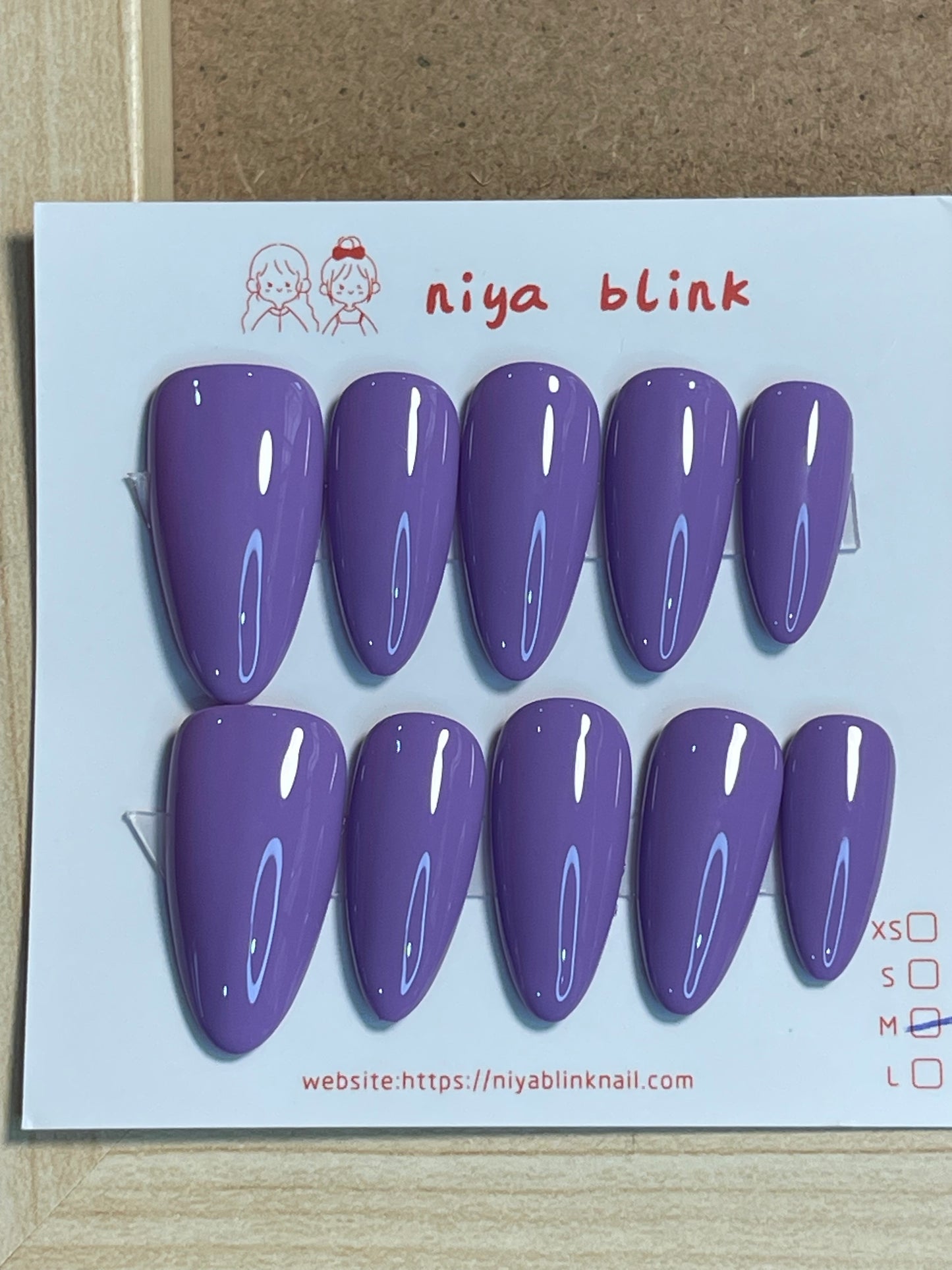 medium cat eye (Medium Almond