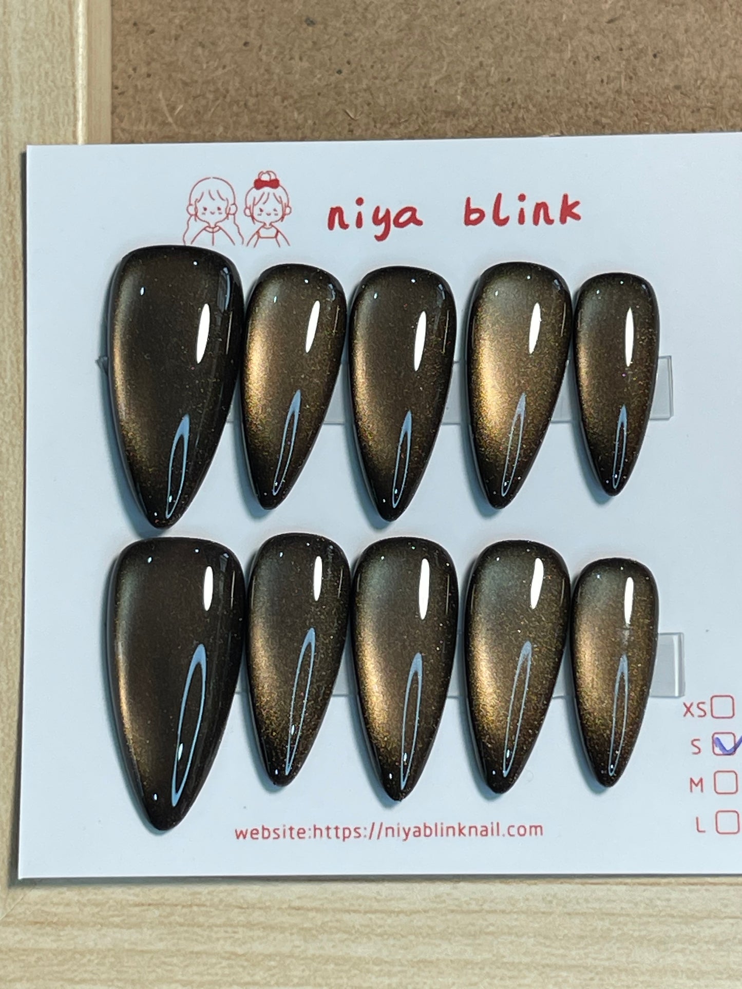 medium cat eye （Medium Almond
